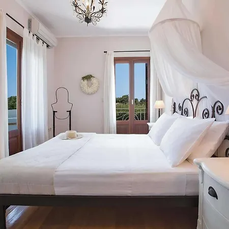 Vila Varko *